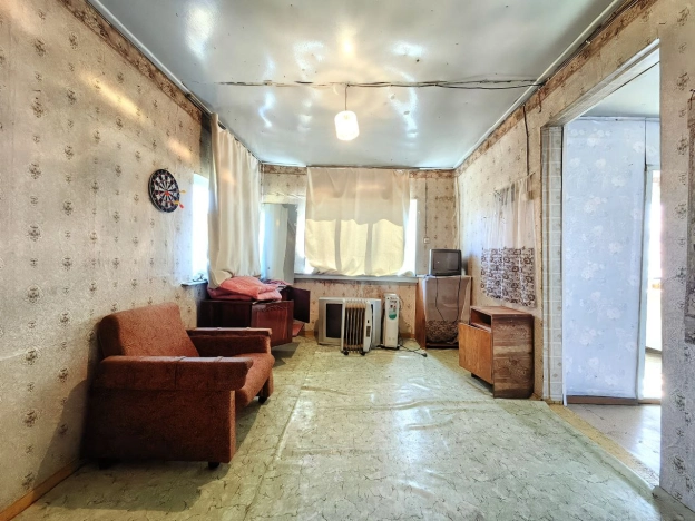 Купить земельный участок в Южно-Сахалинске. Вариант № 2461164, 14, площадь -  квм, цена 1600000 рублей