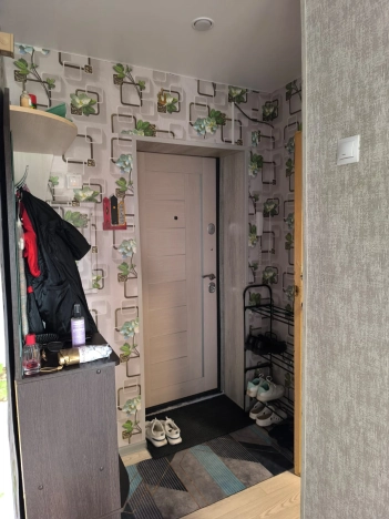 Купить двухкомнатную квартиру в Калужской области. Вариант № 8769260, 9, площадь -  квм, цена 3900000 рублей