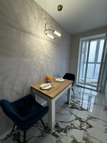 Купить однокомнатную квартиру в районе Московский в Калининграде. Вариант № 46859, 5, площадь -  квм, цена 6000000 рублей