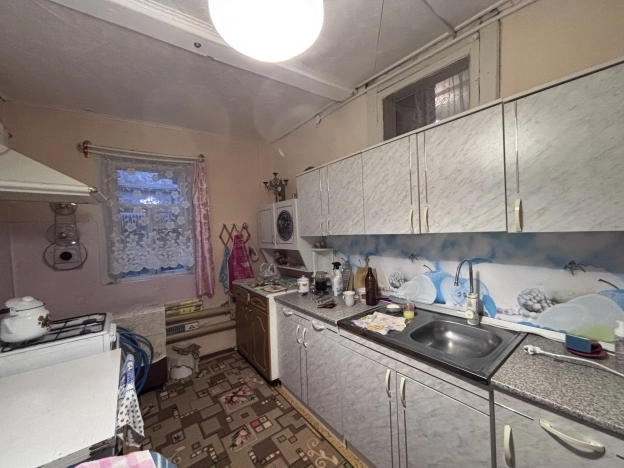 Купить дом на улице Центральная в Ивановской области. Вариант № 8522620, 9, площадь -  квм, цена 5850000 рублей