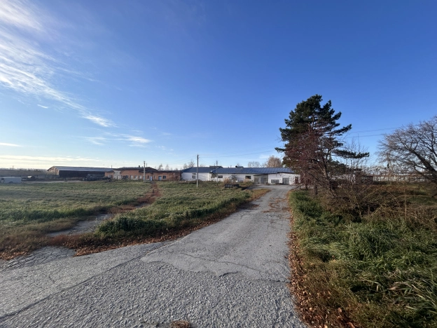 Купить земельный участок в Искитиме. Вариант № 37354, 38, площадь -  квм, цена 330000000 рублей