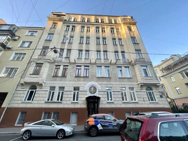 Купить комнату в Москве. Вариант № 5346212, 25, площадь -  квм, цена 11300000 рублей
