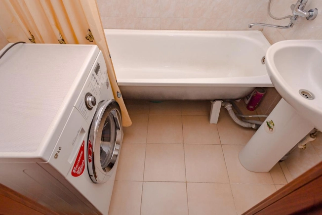 Купить двухкомнатную квартиру на вторичке на улице Гребенщикова в Новосибирске. Вариант № 8031942, 11, площадь -  квм, цена 6000000 рублей