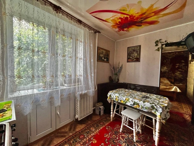 Купить двухкомнатную квартиру на улице Школьная в Калужской области. Вариант № 52129, 0, площадь -  квм, цена 2650000 рублей