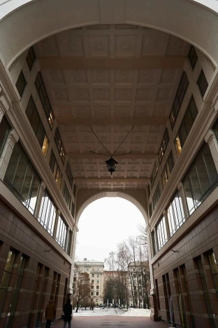 Купить однокомнатную квартиру в районе Московский в Санкт-Петербурге. Вариант № 46851, 26, площадь -  квм, цена 14990000 рублей