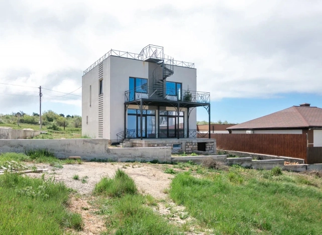 Купить дом в Севастополе. Вариант № 43151, 0, площадь -  квм, цена 15000000 рублей