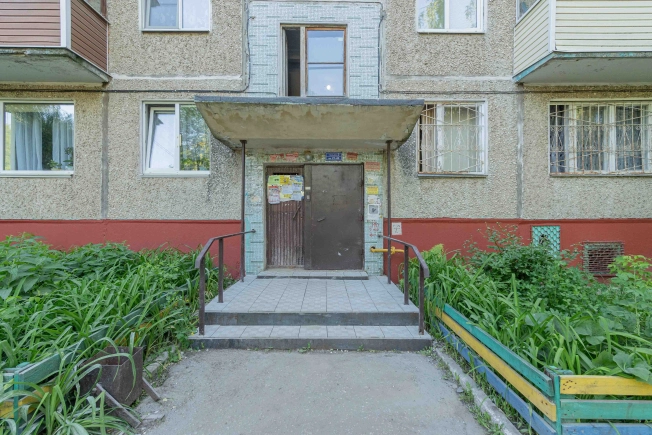 . Вариант № 46775, 23, площадь - 42 квм, цена 5390000 рублей