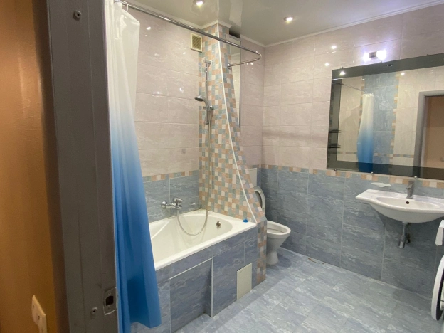 Купить квартиру на улице Университетский проспект в Волгограде. Вариант № 9572339, 6, площадь - квм, цена 9350000 рублей