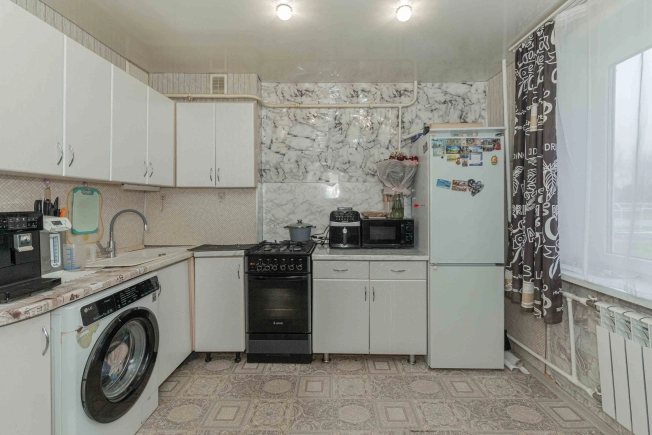 Купить трехкомнатную квартиру на улице Молодёжная в Владимирской области. Вариант № 9123976, 1, площадь -  квм, цена 3600000 рублей