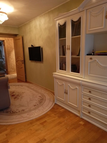 Купить квартиру в Москве. Вариант № 10295196, 7, площадь -  квм, цена 18000000 рублей