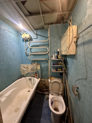 Купить трехкомнатную квартиру в Санкт-Петербурге. Вариант № 9657400, 6, площадь -  квм, цена 6500000 рублей