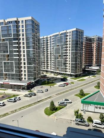 Купить квартиру на улице Западный Обход в Краснодаре. Вариант № 37630, 9, площадь - квм, цена 7400000.0000 рублей