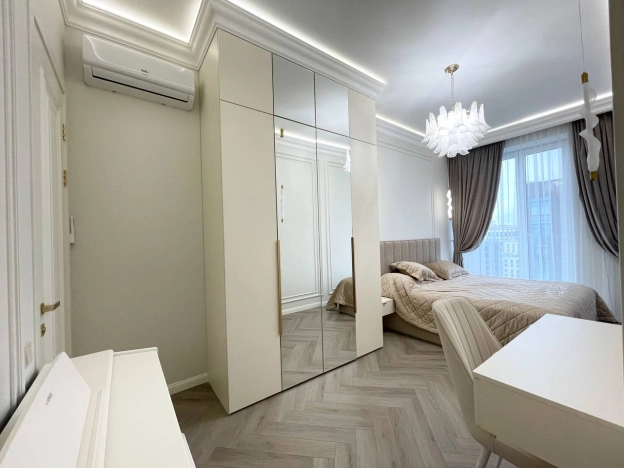 Купить квартиру в Москве. Вариант № 7665502, 1, площадь - квм, цена 45000000 рублей