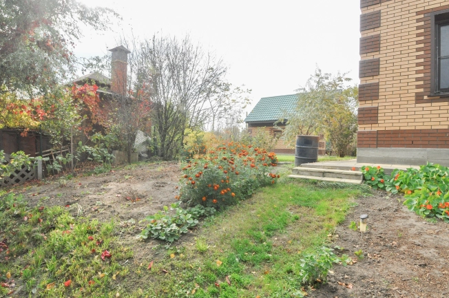 Купить дом в Тюменской области. Вариант № 26682, 42, площадь -  квм, цена 10490000 рублей