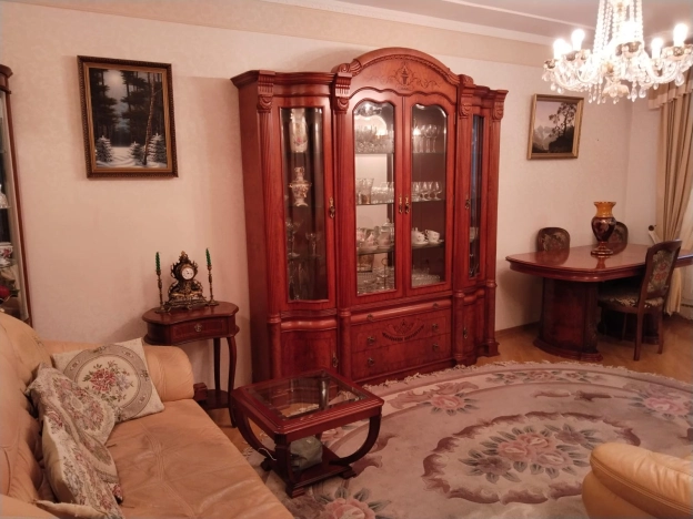 Купить квартиру в Москве. Вариант № 8937602, 3, площадь -  квм, цена 25000000 рублей