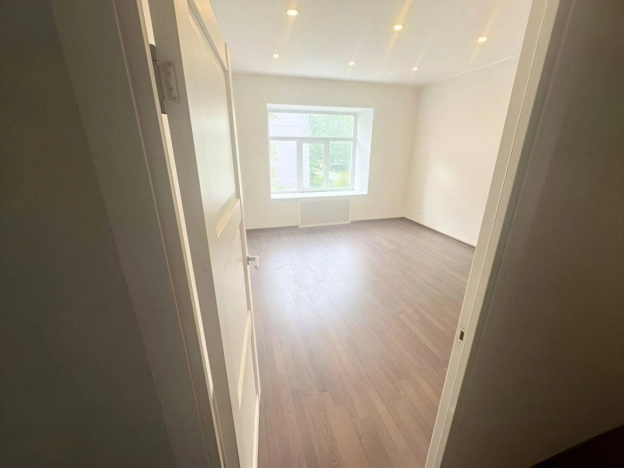 Купить квартиру в Москве. Вариант № 8542894, 7, площадь -  квм, цена 19800000 рублей