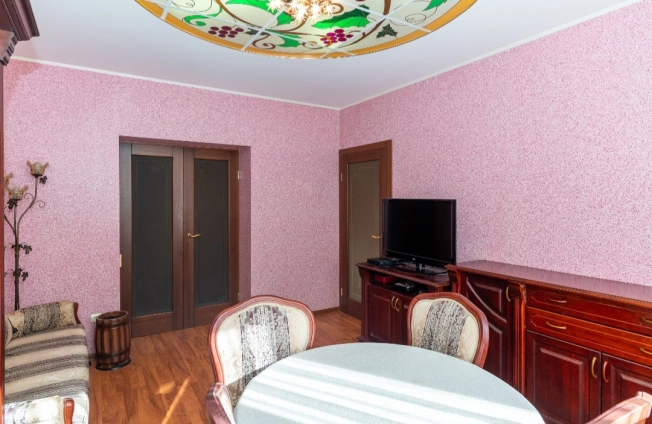 Купить четырехкомнатную квартиру в Владимирской области. Вариант № 3715745, 13, площадь -  квм, цена 8500000 рублей