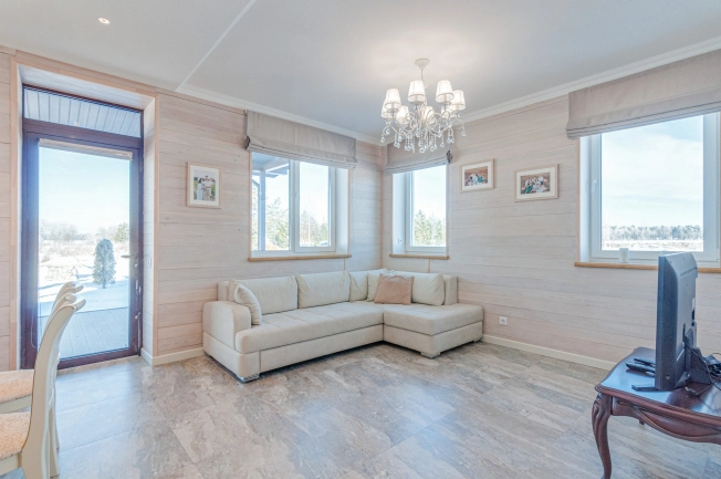 Купить дом в Вологде. Вариант № 28546, 10, площадь - квм, цена 12000000 рублей