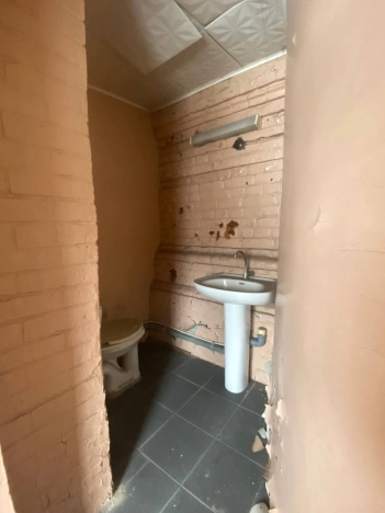 Купить коммерческую недвижимость в Бийске. Вариант № 25241, 9, площадь - квм, цена 5600000 рублей