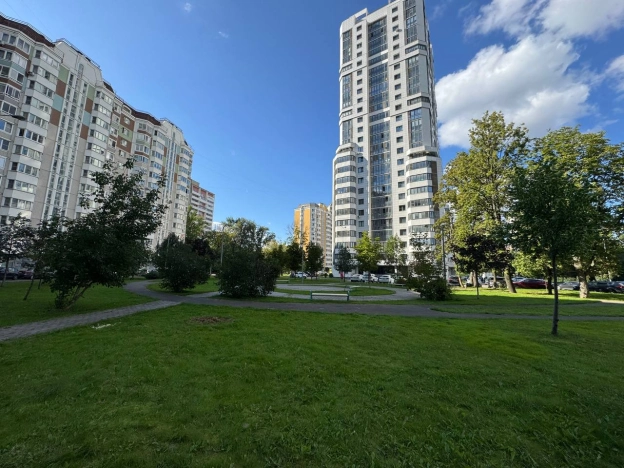 Купить квартиру в Москве. Вариант № 2394316, 22, площадь -  квм, цена 30500000.0000 рублей