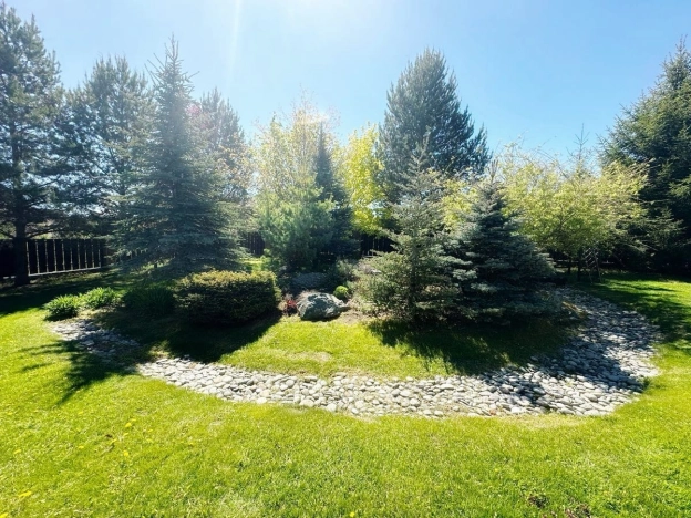 Купить дом в Москве. Вариант № 932573, 40, площадь - квм, цена 28000000 рублей