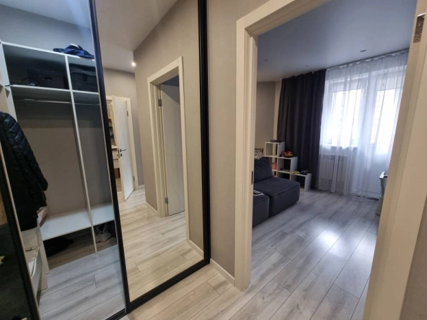 Купить квартиру на улице Славная в Владимире. Вариант № 2777552, 20, площадь -  квм, цена 4600000 рублей