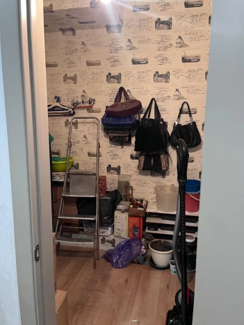 Купить трехкомнатную квартиру на улице Жилмассив в Новосибирской области. Вариант № 8843056, 1, площадь -  квм, цена 8990000 рублей