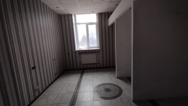 Снять коммерческую недвижимость в Омске. Вариант № 9932811, 20, площадь -  квм, цена 399600 рублей