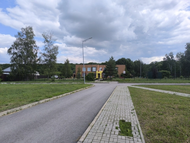 Купить трехкомнатную квартиру на улице 70 лет Октября в Белгородской области. Вариант № 51712, 11, площадь -  квм, цена 3750000 рублей