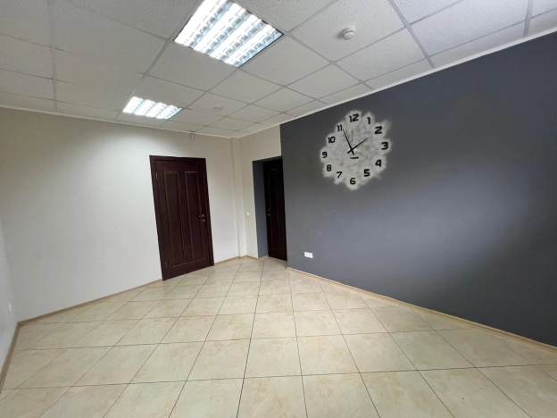 Купить коммерческую недвижимость свободного назначения в Калининграде. Вариант № 1194, 1, площадь -  квм, цена 4600000 рублей