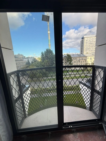 Купить квартиру в Москве. Вариант № 9216540, 1, площадь -  квм, цена 25000000 рублей