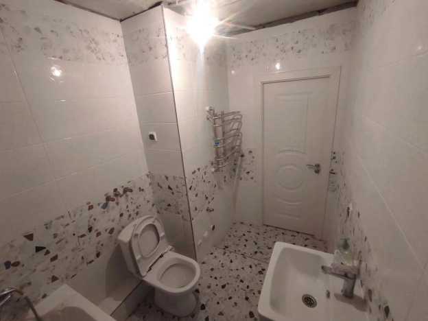 Купить однокомнатную квартиру на улице Комсомольская в Улан-Удэ. Вариант № 10924487, 7, площадь - квм, цена 5400000 рублей