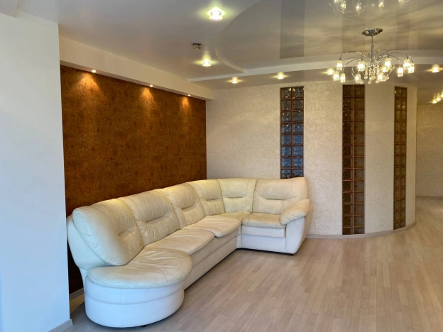 . Вариант № 16571, 8, площадь - 87.5 квм, цена 9490000 рублей