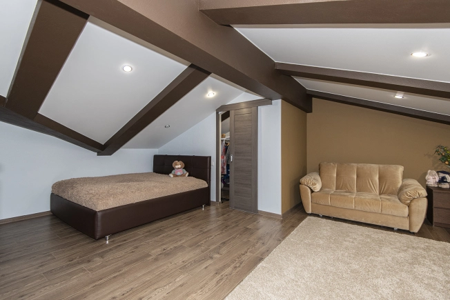 . Вариант № 2414017, 15, площадь - 74.4 квм, цена 13700000 рублей