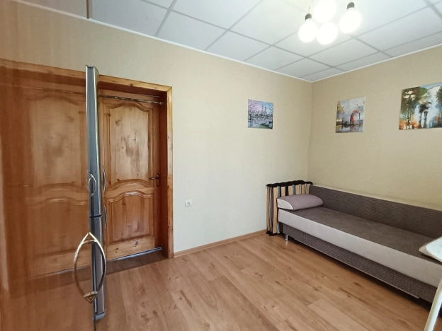 Купить дом в Омске. Вариант № 48595, 22, площадь -  квм, цена 9300000 рублей