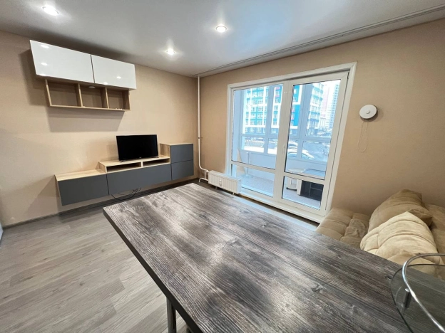 Купить Студию на улице Барханная в Новосибирской области. Вариант № 7616135, 4, площадь -  квм, цена 4430000 рублей