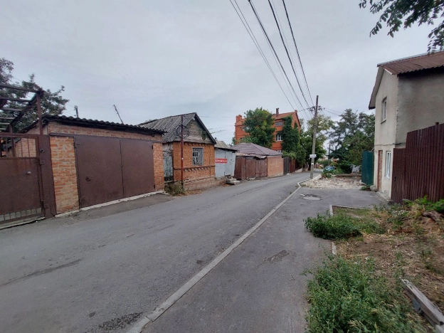 Купить земельный участок в районе Железнодорожный в Ростове-на-Дону. Вариант № 36158, 0, площадь -  квм, цена 2300000 рублей