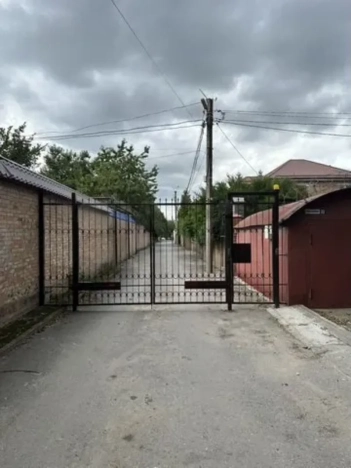 Купить двухкомнатную квартиру в Ростовской области. Вариант № 10284256, 12, площадь -  квм, цена 6200000 рублей