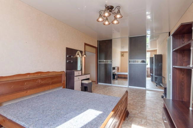 Купить квартиру в Вологодской области. Вариант № 3947048, 8, площадь -  квм, цена 3990000 рублей