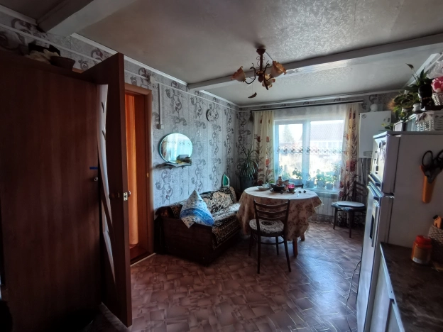 Купить дом на улице 1 Мая в Нижегородской области. Вариант № 8759789, 6, площадь -  квм, цена 1600000 рублей