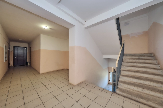 Купить квартиру на вторичке в Рыбном. Вариант № 4008225, 12, площадь -  квм, цена 3720000 рублей