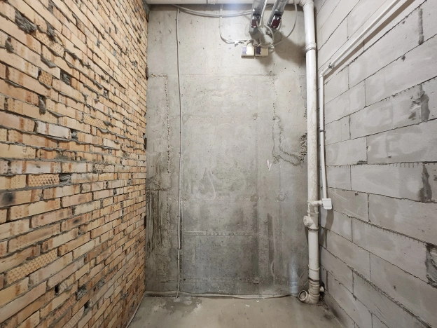 Купить коммерческую недвижимость в Москве. Вариант № 9283640, 3, площадь -  квм, цена 27713000 рублей