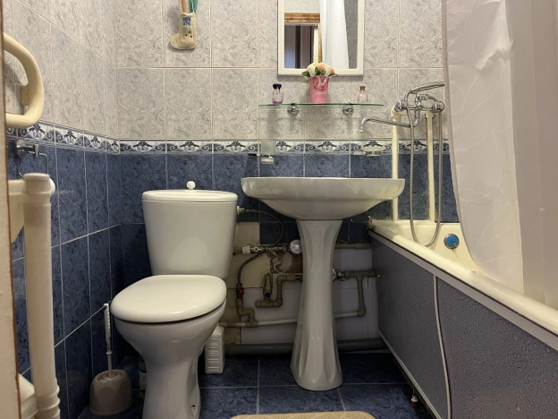 Купить квартиру в Белгороде. Вариант № 8409073, 3, площадь -  квм, цена 4150000 рублей