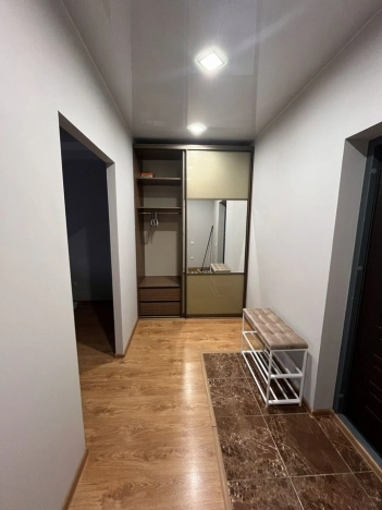 Снять квартиру в Новосибирске. Вариант № 10077621, 9, площадь -  квм, цена 40000 рублей