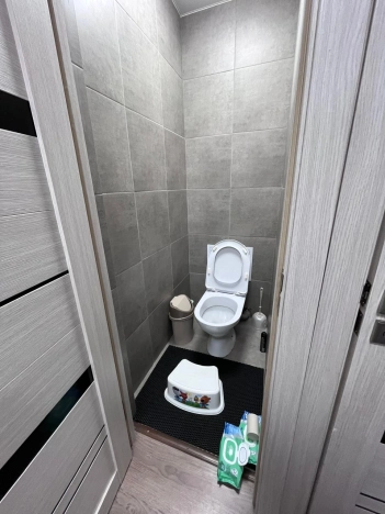 Купить квартиру на улице Тундутова в Республике Калмыкия. Вариант № 29602, 5, площадь -  квм, цена 2550000 рублей