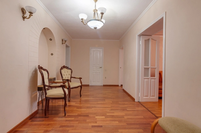 Купить квартиру в Вологодской области. Вариант № 8790858, 23, площадь -  квм, цена 12000000 рублей