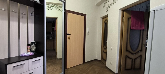 Купить однокомнатную квартиру на улице Садовая в Белгородской области. Вариант № 7263657, 5, площадь -  квм, цена 4300000 рублей