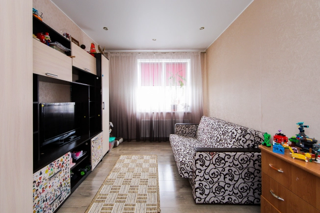 Купить однокомнатную квартиру в районе Московский в Калининграде. Вариант № 39503, 4, площадь -  квм, цена 4600000 рублей