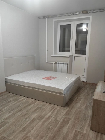 Снять однокомнатную квартиру на улице Тихонравова в Владимире. Вариант № 10770531, 4, площадь - квм, цена 28000 рублей