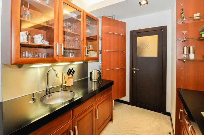 Купить трехкомнатную квартиру на вторичке на улице Костычева в Новосибирске. Вариант № 22154, 10, площадь -  квм, цена 14500000 рублей